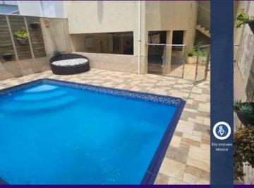 Casa · 300m² · 3 Quartos · 4 Vagas · Casa de Alto Padrão para Venda