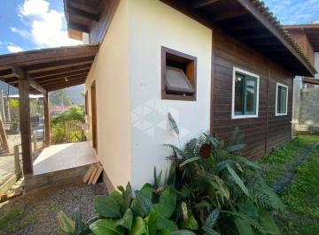 Casa · 200m² · 3 Quartos · 1 Vaga · Casa Residencial 200M² - para Alugar