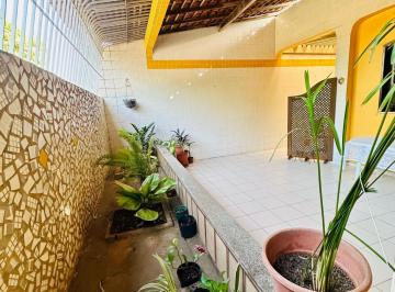 Casa · 250m² · 3 Quartos · 4 Vagas · VENDO CASA NO CONJUNTO VINHAIS