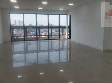 Comercial · 76m² · 2 Vagas · Sala Comercial para alugar em Centro de 76.00m² com 2 Garagens