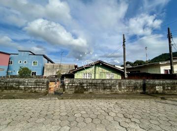 Casa · 64m² · 2 Quartos · Terreno com Casa de Madeira em Forquilhas – São José/SC