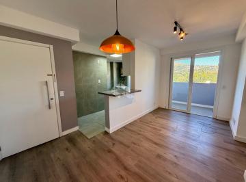 Apartamento · 54m² · 2 Quartos · 1 Vaga · Apartamento de 2 dorm., sacada/churrasqueira, 1 vaga próximo ao Bourbon Teresópolis
