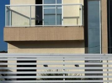 Casa · 93m² · 3 Quartos · 4 Vagas · Maravilhosa Casa Sobrado à Venda em Cibratel II, Itanhaém - 3 Quartos, Piscina