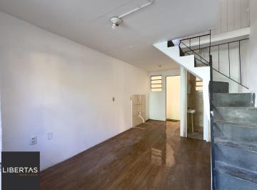 Living · Sobrado de 41m², 2 dormitórios, próximo à PUCRS