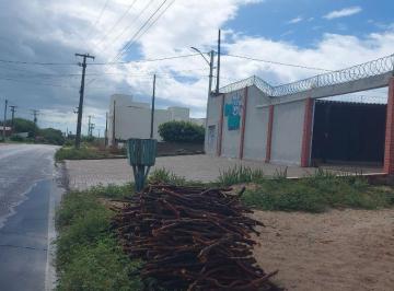 Casa · 3 Quartos · 2 Vagas · coracao do bairro Centro em Grossos-RN