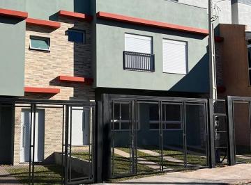 Casa · 62m² · 2 Quartos · 1 Vaga · Sobrado | 02 Dormitórios | Parque Oasis