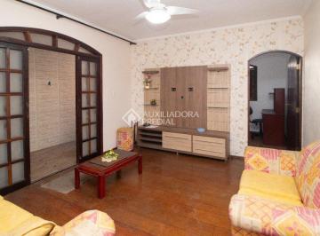 Casa · 211m² · 3 Quartos · 4 Vagas · Excelente sobrado no Bairro dos Casa em São Bernardo do Campo.