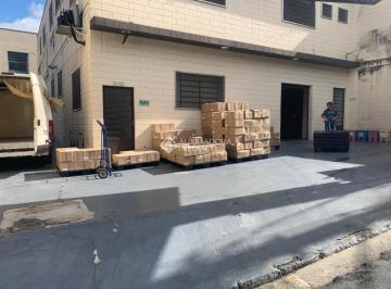 Comercial · 700m² · Excelente galpão comercial com 700m2 no Bairro Vila Sacadura Cabral em Santo André