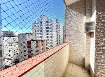 Apartamento · 88m² · 2 Quartos · Apartamento varanda de frente reformado 2 quartos, na quadra da praia no Boqueirão - Santos