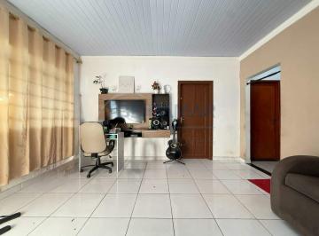 Casa · 340m² · 2 Quartos · 3 Vagas · Casa de 2 Quartos, Copa e 3 Vagas (Com 2 Casas de Apoio nos Fundos) – QND 20, Taguatinga Norte/DF