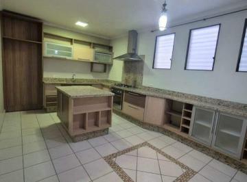 Casa · 210m² · 3 Quartos · 2 Vagas · Casa à venda em Jundiaí (SP) • Santa Gertrudes | 3 dormitórios (1 suíte) • Varanda gourmet • 2 vagas