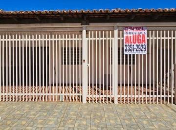 Casa · 40m² · 1 Quarto · CASA - QNM 4 CONJ M LT 44 CASA 02 FUNDOS