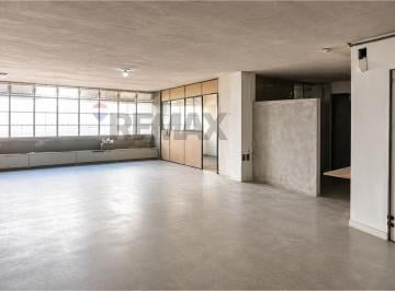 Comercial · 358m² · Excelente Ponto Comercial no Centro | 358 m² | 2 Andares | Av. Getúlio Vargas