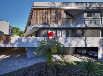 Casa · 221m² · 3 Quartos · 3 Vagas · Sobrado em condomínio com 221,1m² 3 quartos, à venda, no bairro Jardim Social em Curitiba