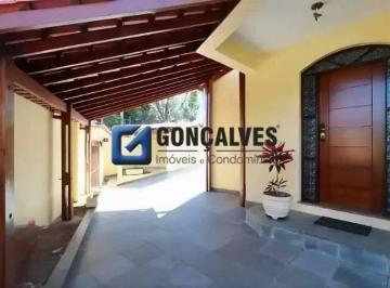 Casa · 283m² · 4 Quartos · 5 Vagas · Sobrado para aluguel em Santo André (Jardim) – 4 dorms, 1 suíte, 5 vagas