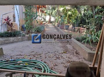 Casa · 155m² · 2 Quartos · 3 Vagas · Terreno no miolo do Bairro Santa Paula