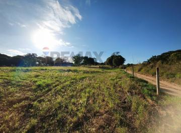 Rural · 190m² · 2 Quartos · 10 Vagas · "Sítio 24.200 m² a 13km do centro de Artur Nogueira, SP"
