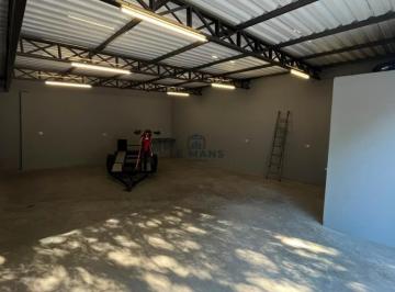 Comercial · 143m² · 5 Vagas · Barracão comercial para alugar no bairro Santa Terezinha em Piracicaba/SP