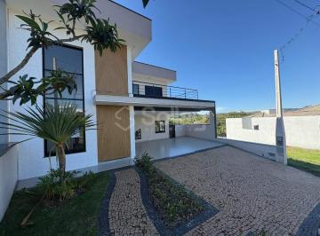 Casa · 228m² · 3 Quartos · 2 Vagas · Casa á venda no Condomínio Vila do Sol na cidade Valinhos , interior de São Paulo.