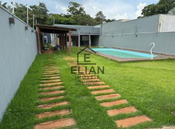 Foto 01 · Imperdível casa à venda em Chapada dos Guimarães-MT: 03 quartos, 1 suíte, 1 sala, 3 banheiros, 8 vag