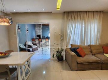 Casa · 146m² · 3 Quartos · SOBRADO COM 3 QUARTOS SENDO 1 SUITE - VERDE VALE