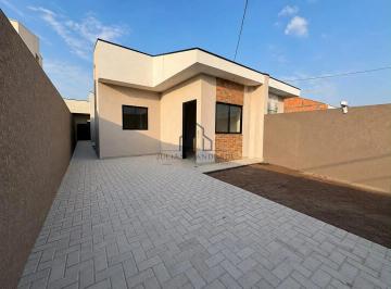 Casa · 155m² · 3 Quartos · 2 Vagas · Casa Térrea com 3 Quartos, Suíte e Amplo Terreno em São José dos Pinhais