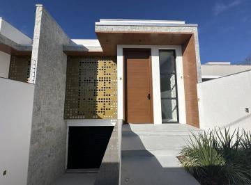 Casa · 220m² · 3 Quartos · 4 Vagas · Casa Nova 220m² com 3 suítes no Bairro São Francisco Farroupilha