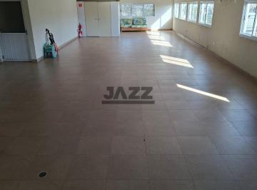 Comercial · 450m² · Ponto Comercial Amplo com 450 m² em Localização Estratégica na Vila Industrial