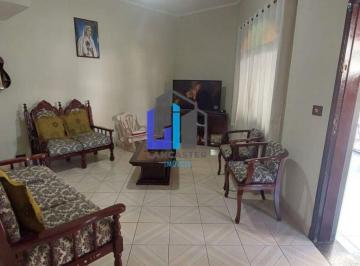 Casa · 188m² · 3 Quartos · 3 Vagas · Sobrado com 3 dormitórios, 1 suíte, 3 vagas de garagem, no Parque das Nações