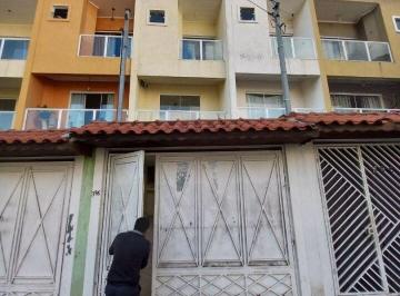 Casa · 300m² · 4 Quartos · Casa com 4 dormitórios, sendo 2 suítes para alugar, 300 m² por R$ 2.700,00 - Jardim do Papai