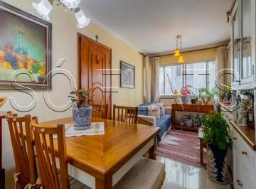 Apartamento · 60m² · 2 Quartos · 1 Vaga · Apartamento 2 dormitórios no Edifício Patricia, Santa Cecília, próximo ao metrô