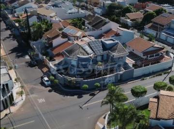 Casa · 415m² · 4 Quartos · 4 Vagas · Casa assobradada em Americana/SP