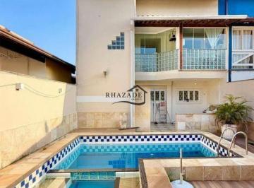 Casa · 180m² · 5 Quartos · 2 Vagas · Casa Duplex 5 quartos na Associação Boa vista em Itaipu/Niterói.