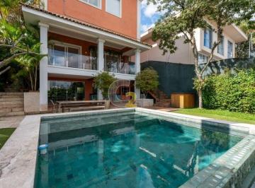 Casa · 583m² · 6 Quartos · 3 Vagas · Casa á venda no Morumbi, 6 quartos, 4 suítes, 3 vagas de garagem.