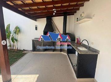 Casa · 165m² · 3 Quartos · 2 Vagas · Tamboré 5 - 165 m2, 3 dorms, churrasqueira e jardim gramado