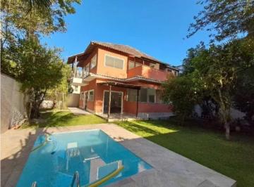 Casa · 210m² · 4 Quartos · 6 Vagas · Casa em Condomínio : Duplex / Residencial / Vargem Grande