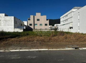 Casa · 300m² · TERRENO NO RIO PEQUENO!