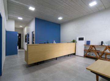 Comercial · 236m² · 6 Vagas · Edifício monousuário para venda em Chácara Santo Antônio (Zona Sul), 236m²
