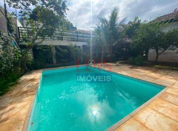 fe74d8c505e90b3be5abbc7aa9ef2be4e3e9ce3b · Casa com 3 dormitórios para alugar, 260 m² por R$ 9.685,00/mês - Itaipu - Niterói/RJ