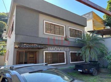 1964ed7cd195ac4787b1db9a2dfeea21d1875fde · Casa com 4 dormitórios à venda, 400 m² por R$ 850.000,00 - São Francisco - Niterói/RJ