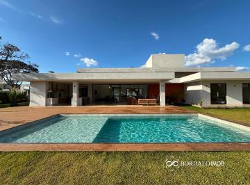 153551_54ee94f6-b017-47d4-ba3a-4c9ab8916114_2x.jpg · SMPW Quadra 26 - Casa de Alto Padrão Sofisticada com 5 Suites Possui Habite-se