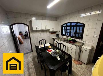 ebe02bc32e7ac31015dca3d1f7b1162fab08cb61 · Casa com 4 dormitórios para alugar, 100 m² por R$ 3.160,00/mês - Vila Magini - Mauá/SP