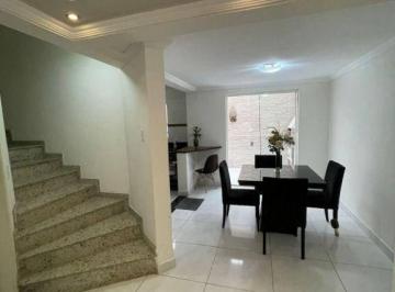 c5aa9bb8a5ebf691b965a9d34b0625ce156ea850 · Sobrado com 4 dormitórios à venda, 140 m² por R$ 720.000,00 - Xaxim - Curitiba/PR