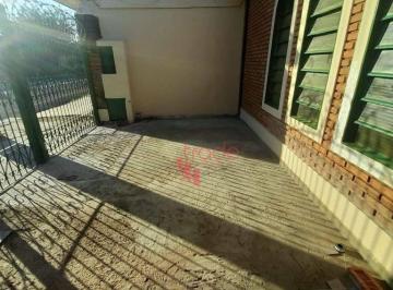 4a794b895b20ef6df6a1d147bb589afaa6175cb8 · Casa à Venda de 03 Quartos no Quintino Facci I em Ribeirão Preto. Excelente localização.