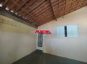 Casa · 101m² · 2 Quartos · 2 Vagas · Oportunidade Dupla: More em Uma e Lucre com a Outra! (Ou Traga a Família Toda)