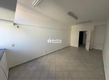 Comercial · 37m² · Sala disponível para venda no bairro Centro em Uberlândia-MG