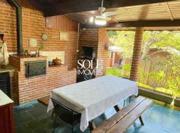 Casa · 200m² · 3 Quartos · 2 Vagas · Casarão de Itu - Pousada e Camping - Chalé Térreo 200m² à venda no Casarão de Itu – Porteira Fechada