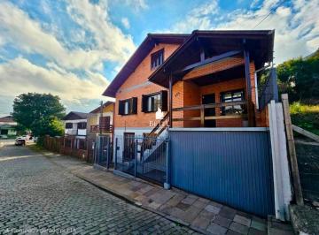 Casa · 286m² · 2 Quartos · 3 Vagas · Casa à venda no bairro Sagrada Família - Caxias do Sul/RS