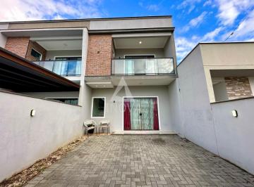 Casa · 102m² · 3 Quartos · 1 Vaga · Geminado Duplex com Piscina e Móveis Sob Medida – Pronto para Morar!