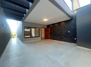 Casa · 208m² · 3 Quartos · 2 Vagas · Casa Independente à Venda no Bairro São Lucas